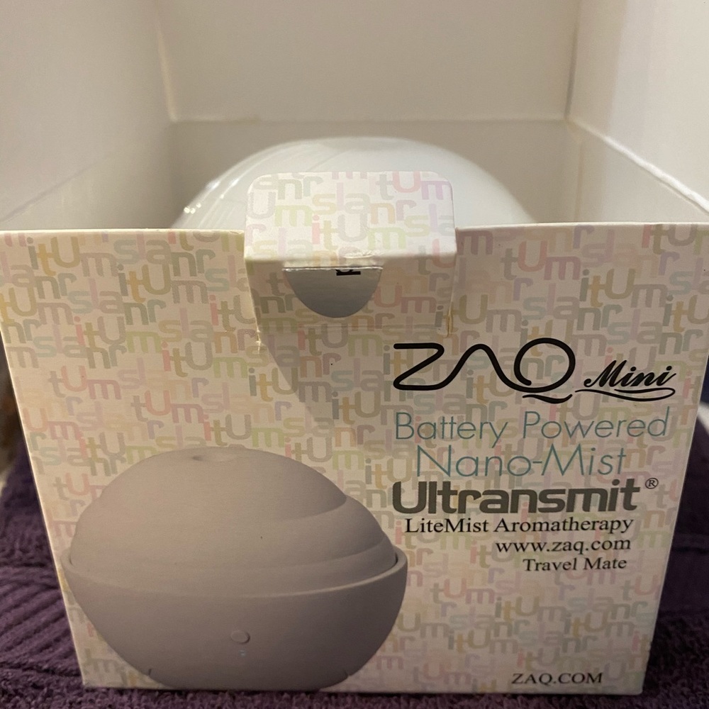NIB Aromatherapy Mini Travel Diffuser - Picture 5 of 10